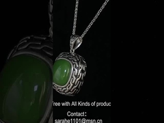 9.48g 925 pendentif de pierre précieuse argentée Chaîne de perles 14x14mm Pendentif de jade vert coussin