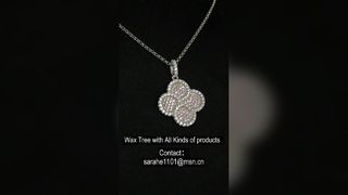 Collier élégant avec pendentif fleur porte-bonheur en argent sterling 925