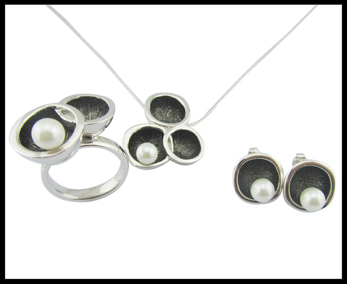 Perle ronde Blanc Perle style classique Argent 925 ensemble de bijoux avec AAA CZ et Rhodium Plating Sterling Silver Wedding