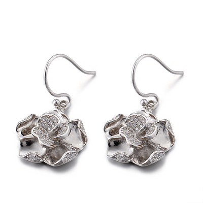 Boucles d'oreille 5.41g Sterling Silver Flower Stud Earrings de fleur de zircon de D.C.A.