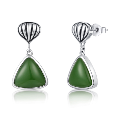 Vert Jade Stud Earrings de Sterling Silver Gemstone Earrings Trillion des pierres porte-bonheur 925