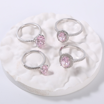 Le rose argenté Moissanite de 925 CZ sonne les anneaux les épousant éternels 1.78g pour des femmes