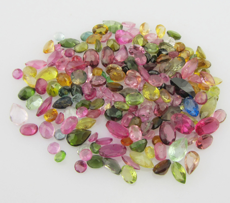 Anneaux de pierre précieuse en argent sterling avec 925 de pureté de rhodium couleur tourmaline