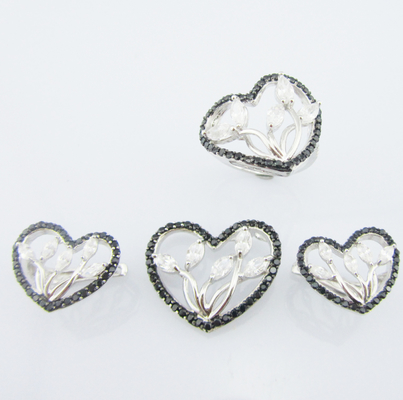 Élégante série AAA Cube Zirconia Stud Boucles d'oreilles Argent 925 Joaillerie Ensemble de collier en argent sterling et ensembles d'oreilles pour mariée