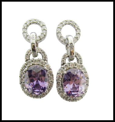 Boucles d'oreilles en forme de cœur en zirconium cubique de qualité AAA hypoallergénique pour les fêtes occasionnelles