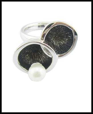 Perle ronde Blanc Perle style classique Argent 925 ensemble de bijoux avec AAA CZ et Rhodium Plating Sterling Silver Wedding