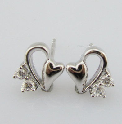 Boucle d'oreille de cœur bijoux de type décoratif bijoux en argent argent sterling boucles d'oreilles avec CZ femme boucle d'oreille en argent mignon