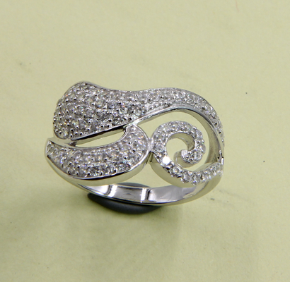Anneaux en argent sterling CZ avec élégance radieuse Anneaux en argent sterling en argent sterling Anneaux empilables