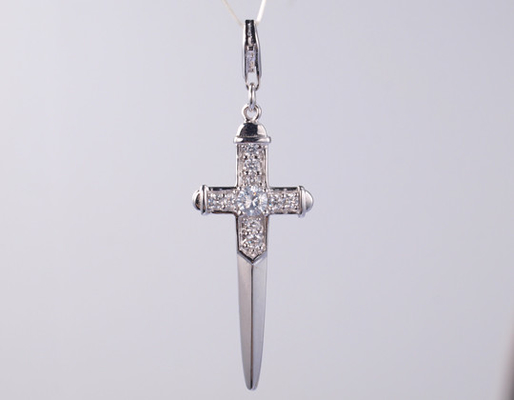 Nouvelle collection de croix 925 argent sterling pendentif religieux avec glace de zirconium cube scintillant pendentif croisé