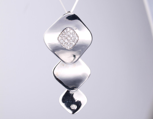18 carats d'or géométrique 925 argent sterling pendentif unisexe pendentif coussin avec chaîne collection élégante