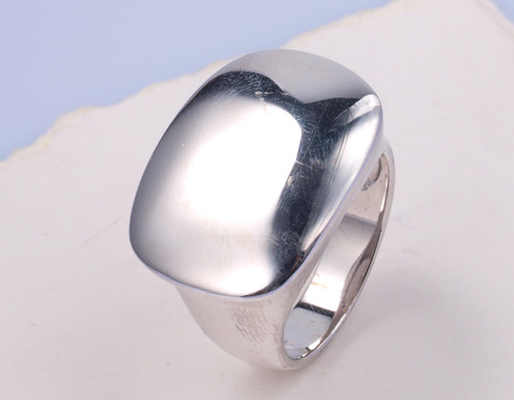 Anneaux en argent CZ 925 oxydés Pierres CZ scintillantes sur 925 Sterling Silver Band Anneaux en argent sterling avec pierres Anneaux en argent simple