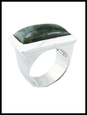 Rings de pierre précieuse rondes en argent sterling 925 avec jade vert Rings de fiançailles en argent sterling Rings en argent sterling gros