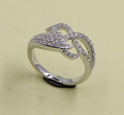 Des anneaux en forme de cœur en argent 925 Une touche de brillance Anneaux d'amour en argent argent
